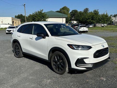 Certified 2023 Honda HR-V Sport image 2