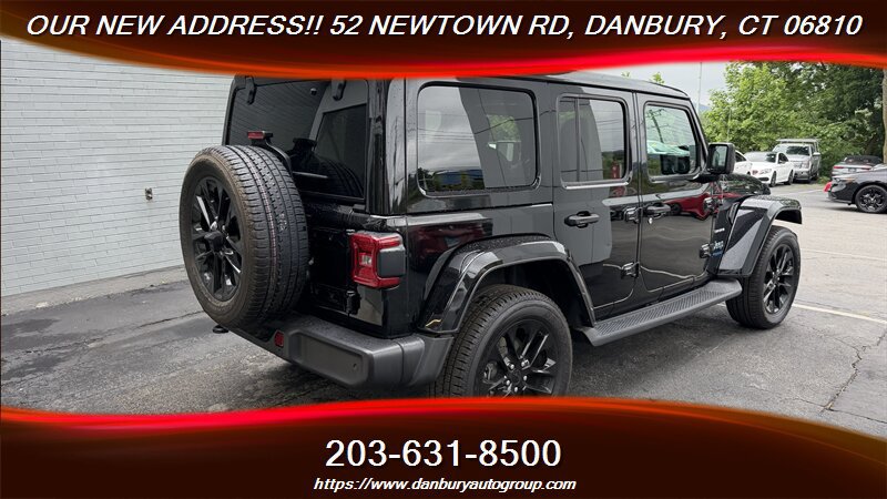Used 2021 Jeep Wrangler Unlimited Sahara w/ Cold Weather Group AWD/4WD image 5