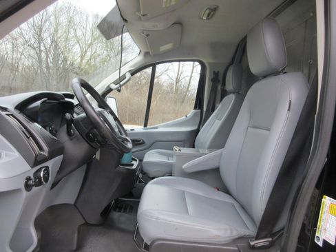 Used 2017 Ford Transit 150 130 Low Roof w/ Exterior Upgrade Package image 31