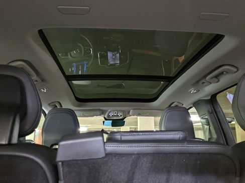 Certified 2024 Volvo XC90 B6 Plus w/ Protection Package Premier AWD/4WD image 13