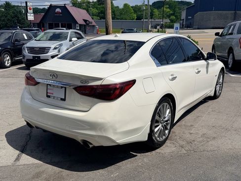 Used 2019 INFINITI Q50 Luxe w/ Essential Package (3.0T Luxe) RWD image 6