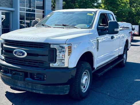Used 2019 Ford F250 XL w/ Power Equipment Group AWD/4WD image 2