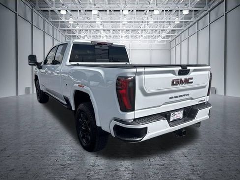 Used 2025 GMC Sierra 2500 AT4 w/ Max Trailering Package AWD/4WD image 3
