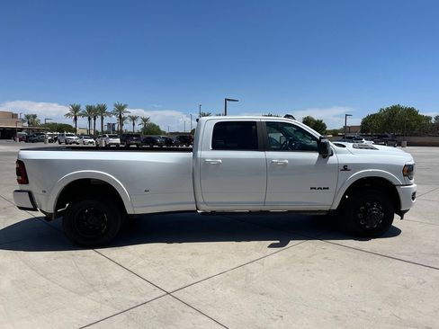 Used 2024 RAM 3500 Limited w/ Night Edition AWD/4WD image 7