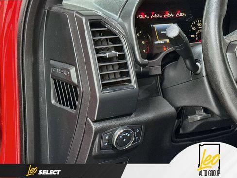 Used 2018 Ford F150 XLT w/ Equipment Group 302A Luxury AWD/4WD image 12