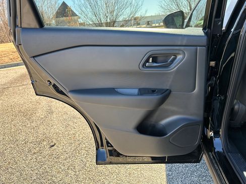 New 2026 Nissan Rogue S image 21