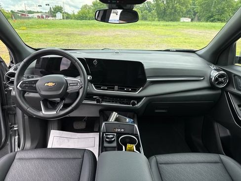 Used 2026 Chevrolet Equinox LT w/ Convenience Package II AWD/4WD image 15
