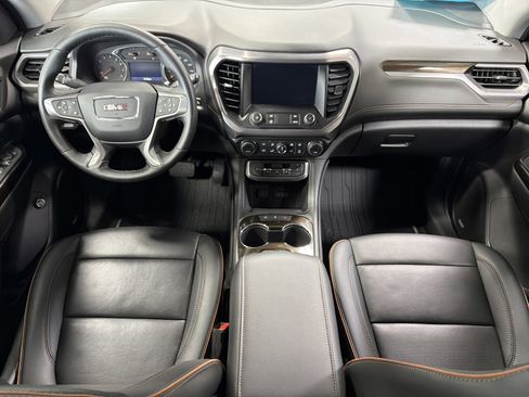 Used 2023 GMC Acadia AT4 w/ Preferred Package image 10