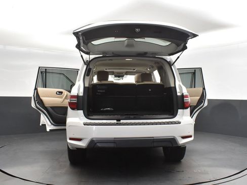 Used 2024 Nissan Armada Platinum w/ Captain's Chairs Package image 53
