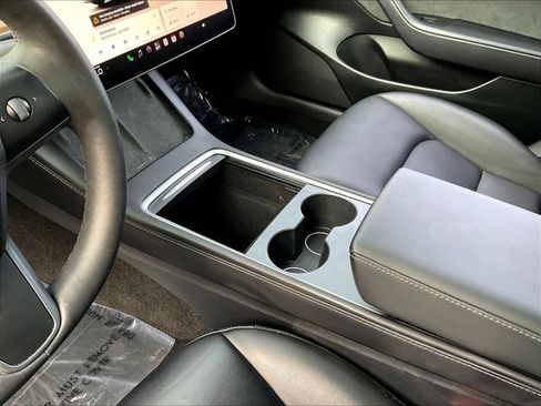 Used 2023 Tesla Model 3 Standard Range RWD image 18