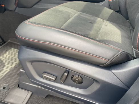 Certified 2025 Ford Explorer ST image 13