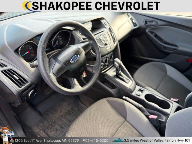 Used 2013 Ford Focus S FWD image 4