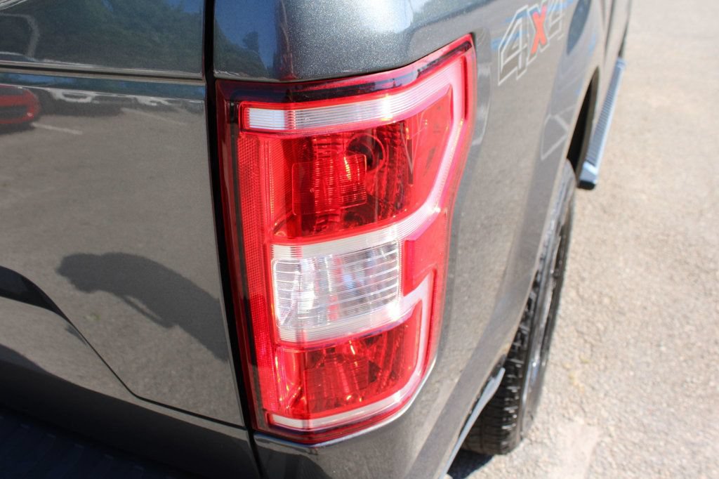 Used 2019 Ford F150 XLT w/ Equipment Group 302A Luxury AWD/4WD image 9