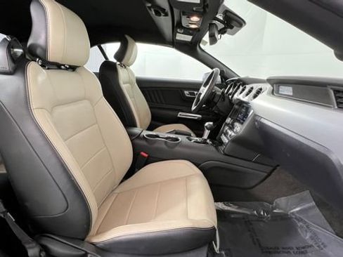 Used 2015 Ford Mustang GT Premium image 19