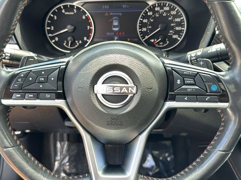 Used 2023 Nissan Altima 2.0 SR FWD image 12