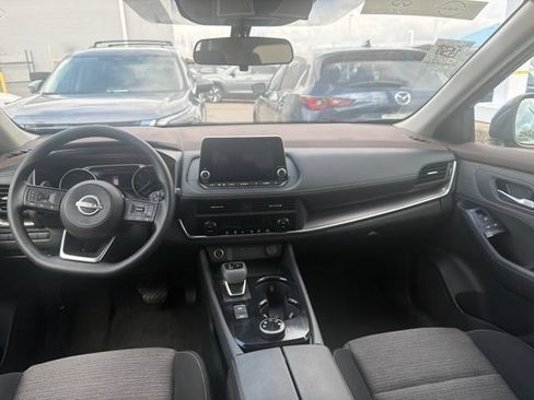 Used 2023 Nissan Rogue SV AWD/4WD image 15