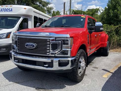 Used 2020 Ford F350 Lariat w/ Lariat Ultimate Package RWD image 3