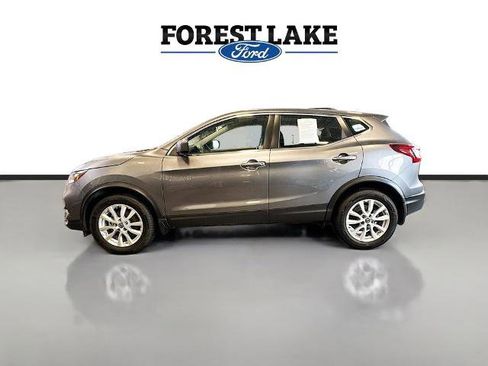 Used 2022 Nissan Rogue Sport S image 4