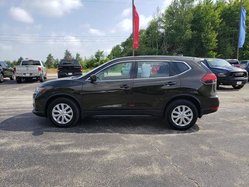 Used 2017 Nissan Rogue S AWD/4WD image 4