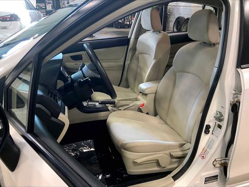 Used 2012 Subaru Impreza 2.0i image 10