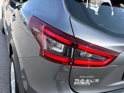 Used 2021 Nissan Rogue Sport S image 28