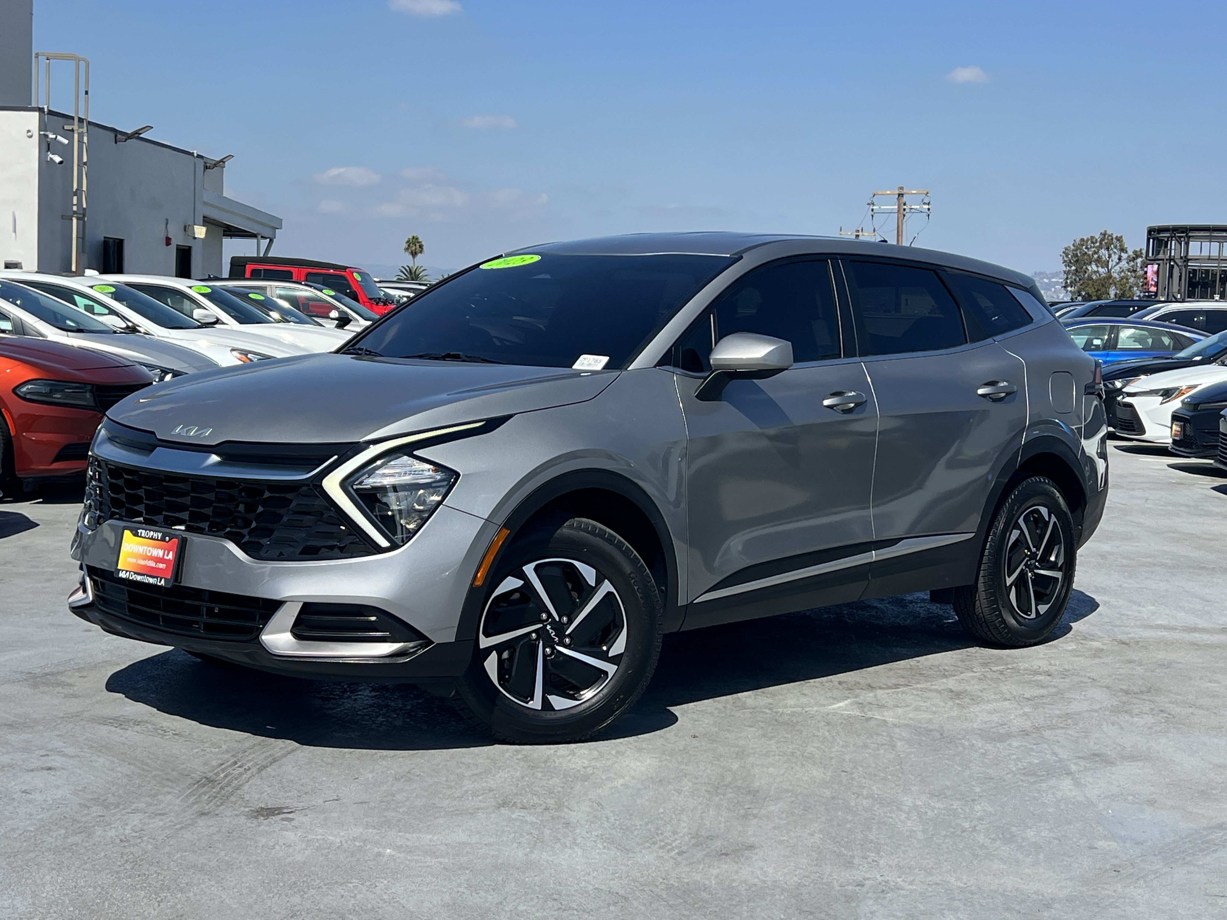 Certified 2023 Kia Sportage LX AWD/4WD image 2