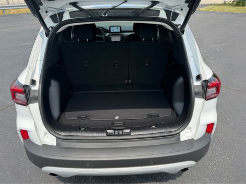 Used 2023 Ford Escape Active AWD/4WD image 7