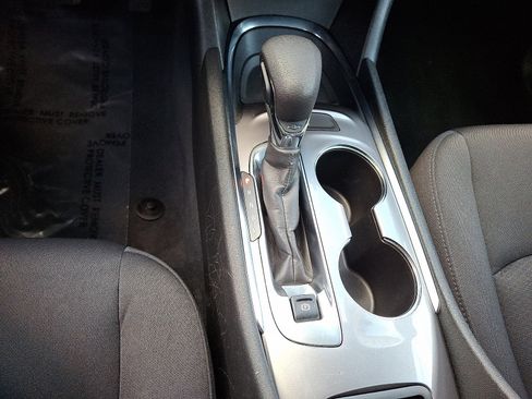 Used 2023 Chevrolet Malibu LT image 15