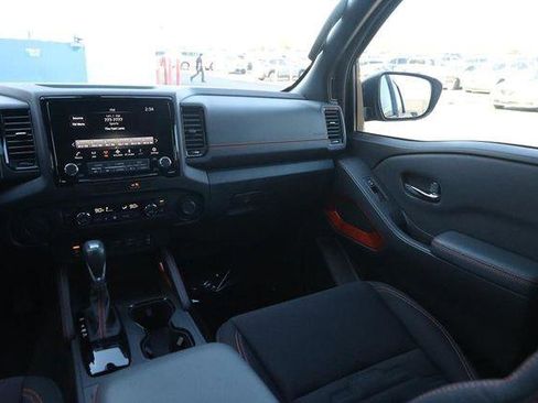 Used 2023 Nissan Frontier Pro-X w/ Pro Convenience Package image 26