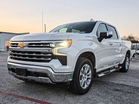 Certified 2024 Chevrolet Silverado 1500 LTZ w/ LTZ Premium Package image 3