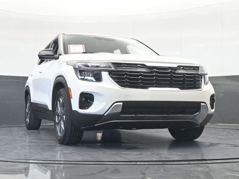 Used 2024 Kia Seltos S image 50