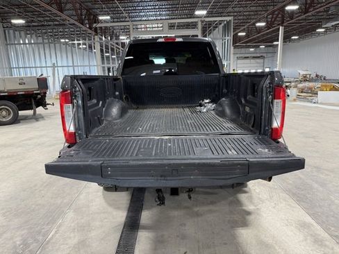 Used 2019 Ford F250 XLT w/ XLT Value Package image 33