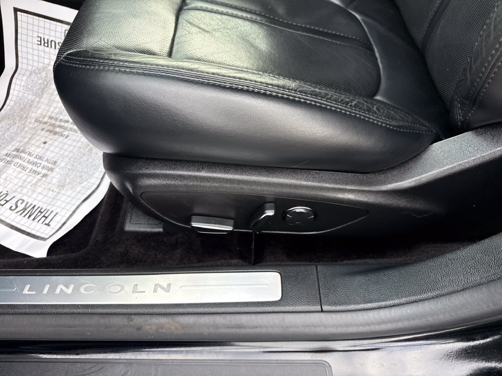 Used 2017 Lincoln MKZ Reserve FWD image 20