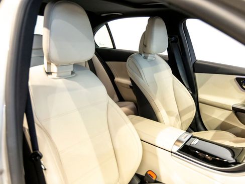 Used 2024 Mercedes-Benz C 300 C 300 image 26