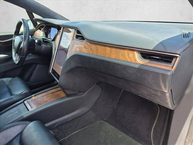 Used 2020 Tesla Model X Long Range AWD/4WD image 14
