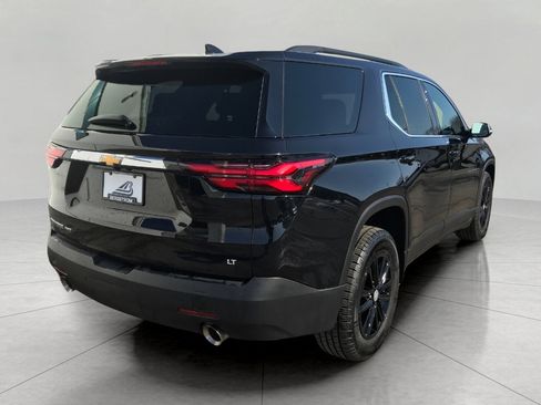 Used 2023 Chevrolet Traverse LT image 21
