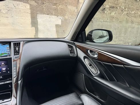 Used 2014 INFINITI Q50 Sport w/ Deluxe Technology Package image 38