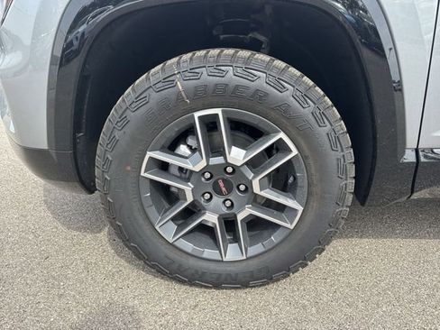 New 2026 GMC Terrain AT4 image 10