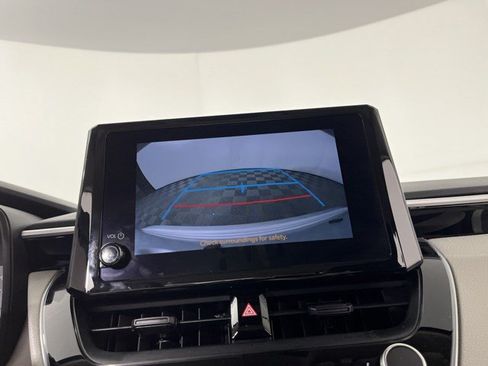 Used 2025 Toyota Corolla LE FWD image 22