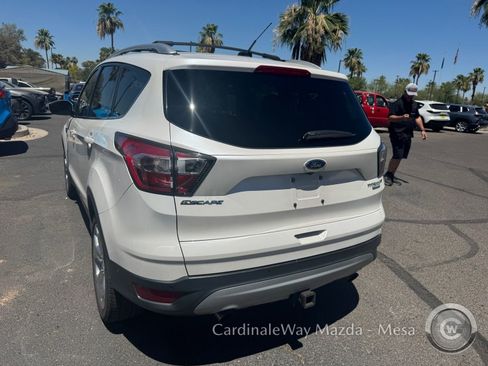 Used 2017 Ford Escape Titanium w/ Equipment Group 301A FWD image 5