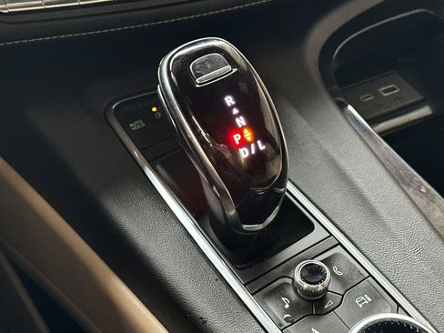 Certified 2023 Cadillac Escalade ESV Premium Luxury w/ Performance Package image 31