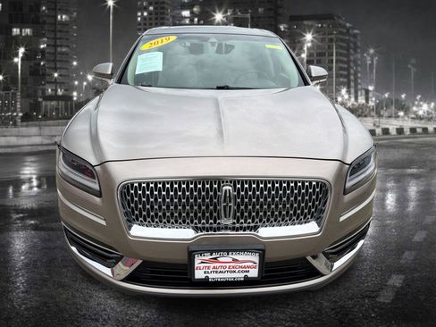 Used 2019 Lincoln Nautilus Reserve w/ Cargo Utility Package AWD/4WD image 9