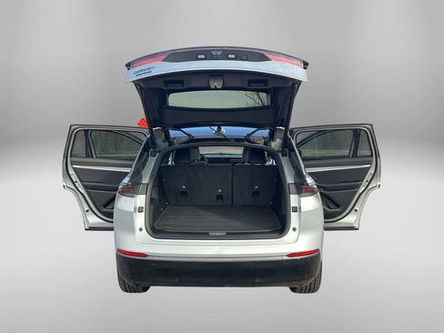 Used 2024 Jeep Wagoneer Launch Edition image 43