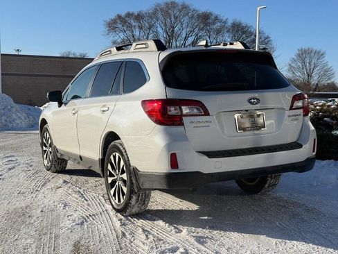 Used 2017 Subaru Outback 2.5i Limited image 5