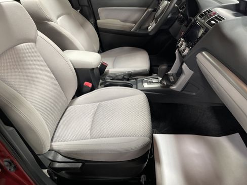 Used 2018 Subaru Forester 2.5i Premium image 13