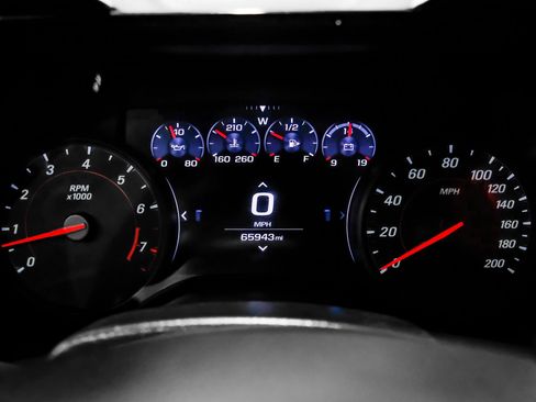 Used 2019 Chevrolet Camaro SS RWD image 15