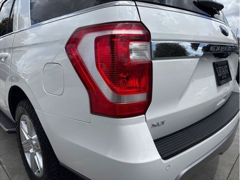 Used 2020 Ford Expedition XLT w/ Equipment Group 202A AWD/4WD image 51