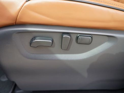 Used 2023 INFINITI QX80 Sensory w/ All-Season Package image 10