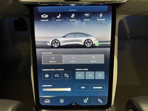 Used 2022 Lucid Air Grand Touring image 54