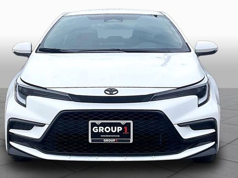 Used 2026 Toyota Corolla SE FWD image 4